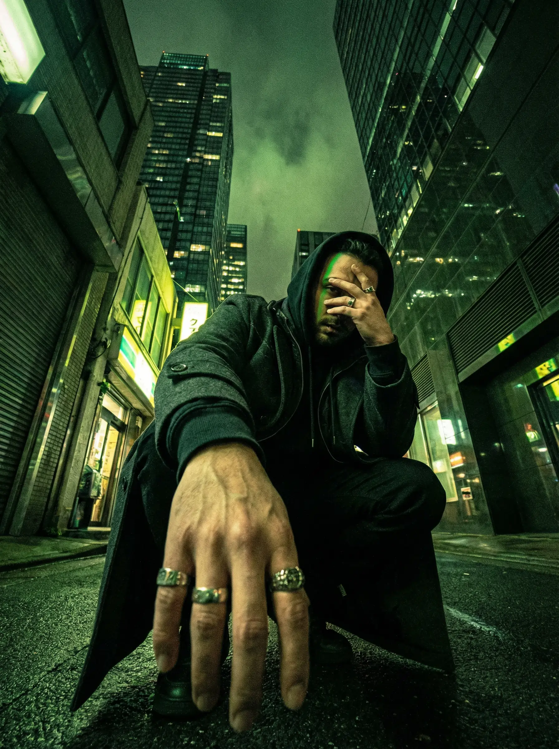 Low-angle portrait — вариант 2